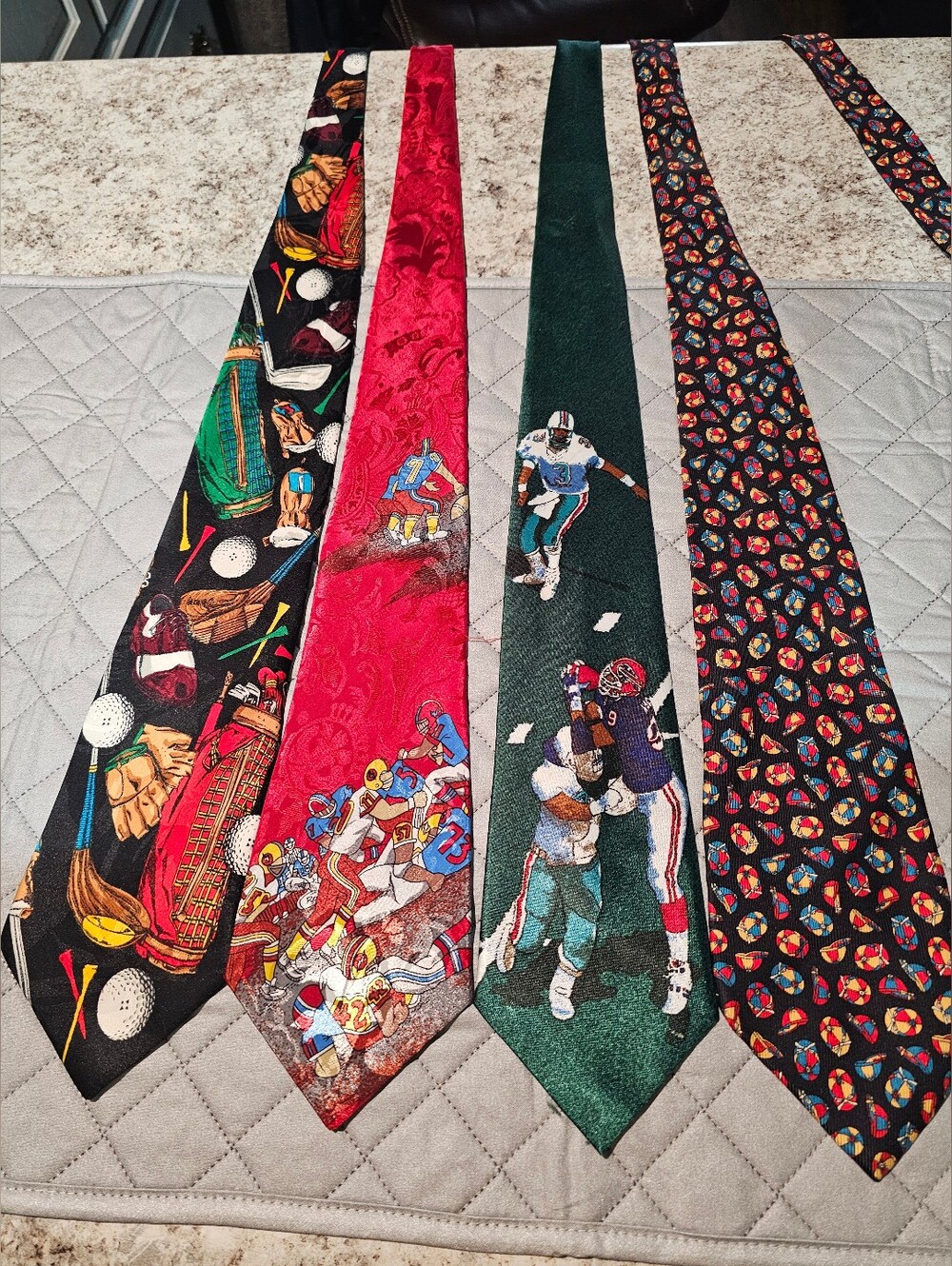 Vintage Men's Green Football Golf Print Tie - Unbranded